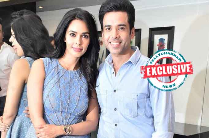 Mallika Sherawat and Tusshar Kapoor