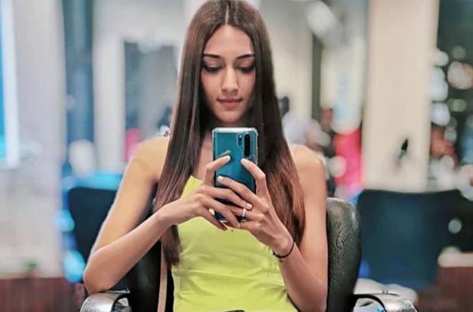 Kasautii Zindagii Kay actress Erica Fernandes mesmerises us with her NEW hair look