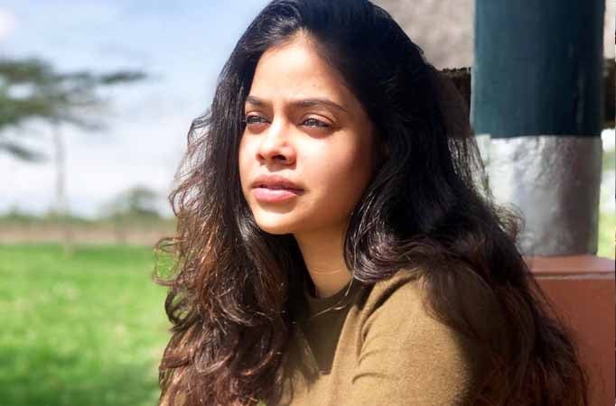 Sumona Chakravarti