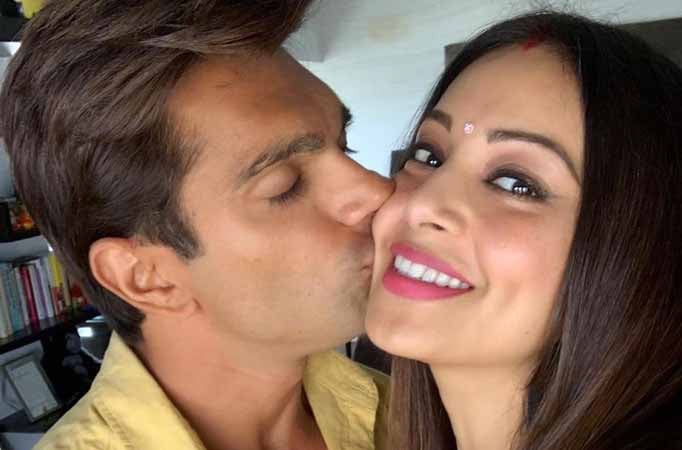 Bipasha Basu’s comment on THIS post of Karan Singh Grover will melt your HEART  