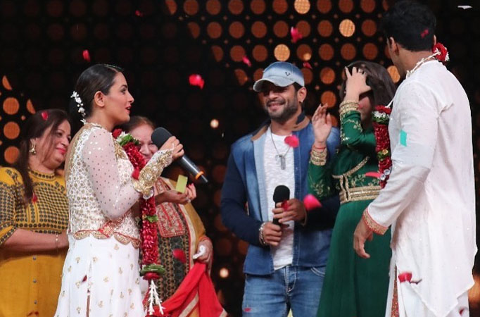 When Karan Patel paid a surprise visit to Anita Hassanandani and Rohit Reddy on Nach Baliye 9 sets  