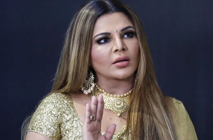 Rakhi Sawant plays ‘Guess Who?’ with fans; ask fans to answer correct details of her hubby Rakhi Sawant plays ‘Guess Who?’ with fans; ask fans to answer correct details of her hubby