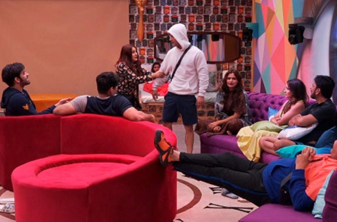 Bigg Boss 13: Azim Riaz’s abusive language upsets Paras Chhabra and Siddhartha Dey