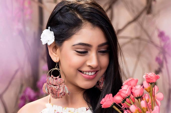 Niti Taylor's answer when asked to choose between Kaisi Yeh Yaarian' Nandini and Ishqbaaaz's Mannat! 