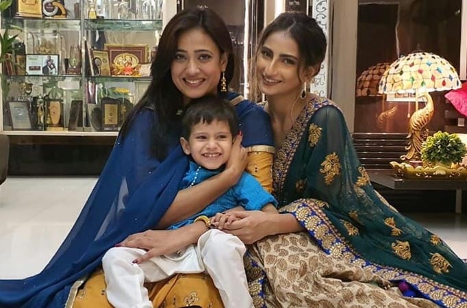 Shweta Tiwari's daughter and son's cute jam session on Bhai Dooj 