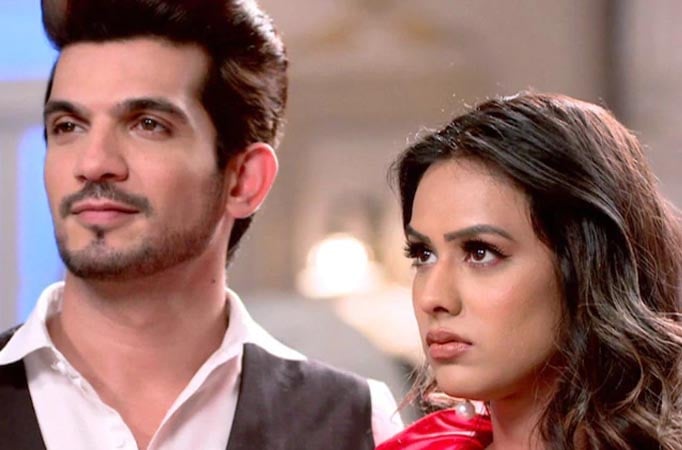 Checkout Arjun Bijlani and Nia Sharma’s naagin dance 