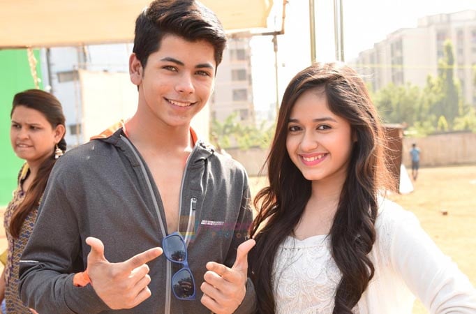 Woah! Siddharth Nigam and Jannat Zubair’s sizzling chemistry