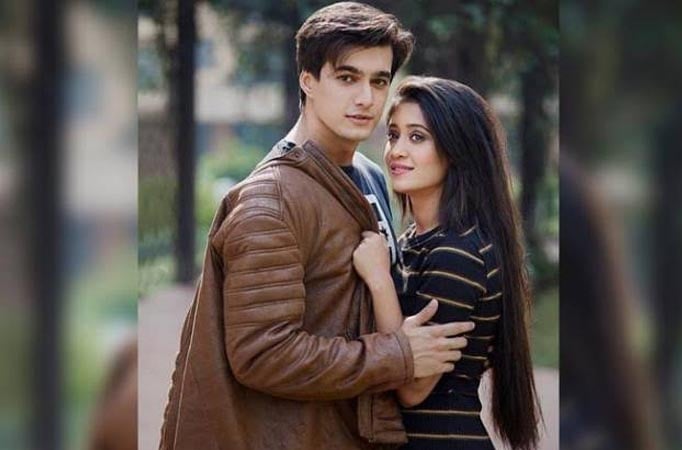 Fans compare Kaira with famous Hollywood and Bollywood characters