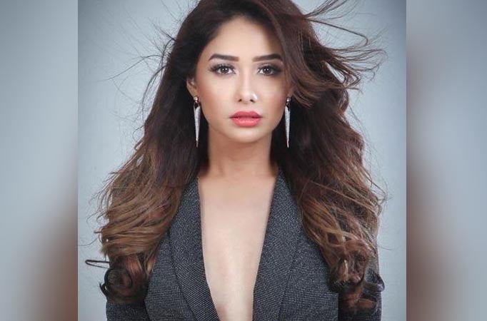 Kumkum Bhagya star Tanu AKA Leena Jumani is one hottie, these pictures are proof