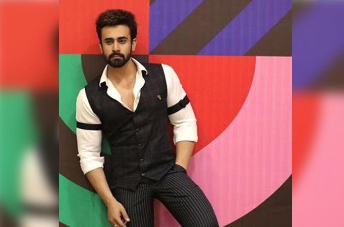 Pearl V Puri flaunts this accessory in the most stylish way!