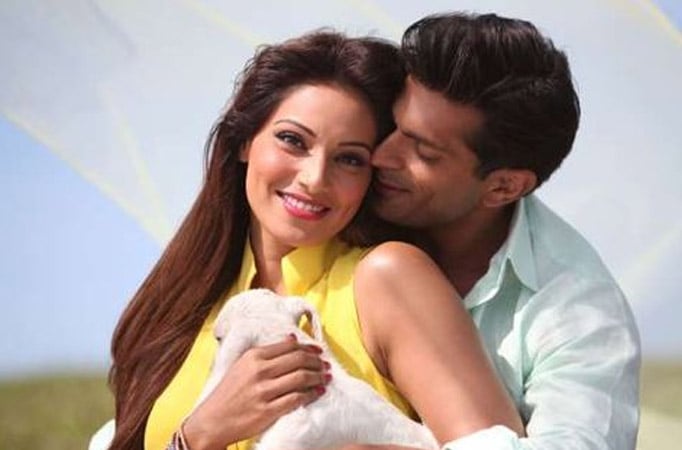 Bipasha Basu and Karan Singh Grover are cuteness overloaded!