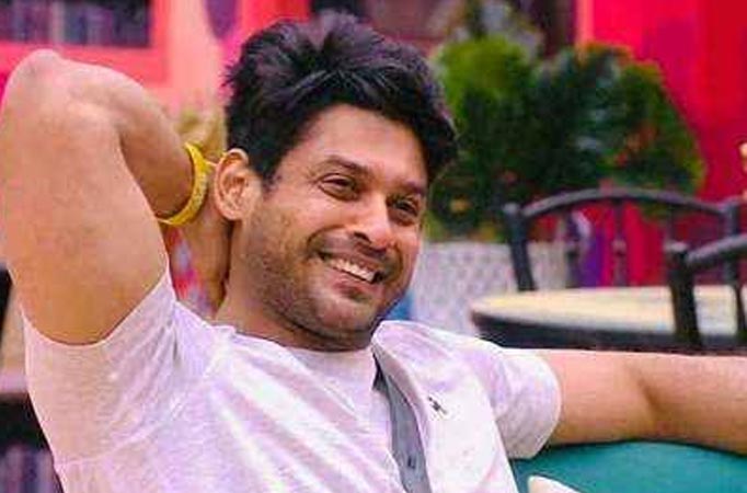 Fans shower love on Siddharth Shukla