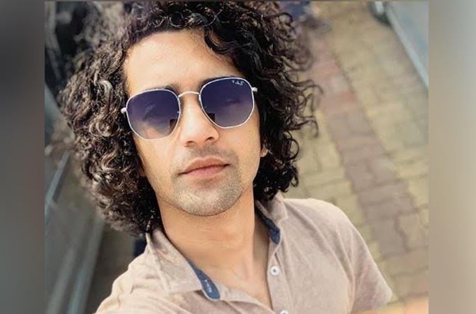 Look who is following Sumedh Vasudev Mudgalkar on the sets of Radha Krishn