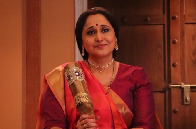 Star Plus’ brand new show ‘Kabhi Kabhie Ittefaq Sey’ to be blessed by the presence of veteran Marathi Actress ‘Nishigandha Wad’!