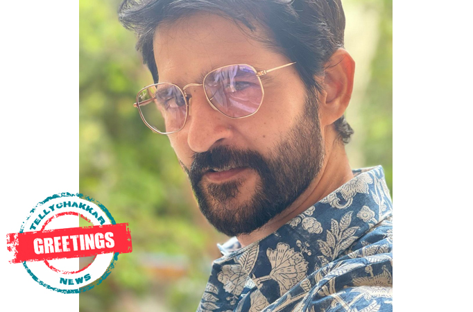 Greetings! Hiten Tejwani turns a year old and here is the glimpse of the doting father