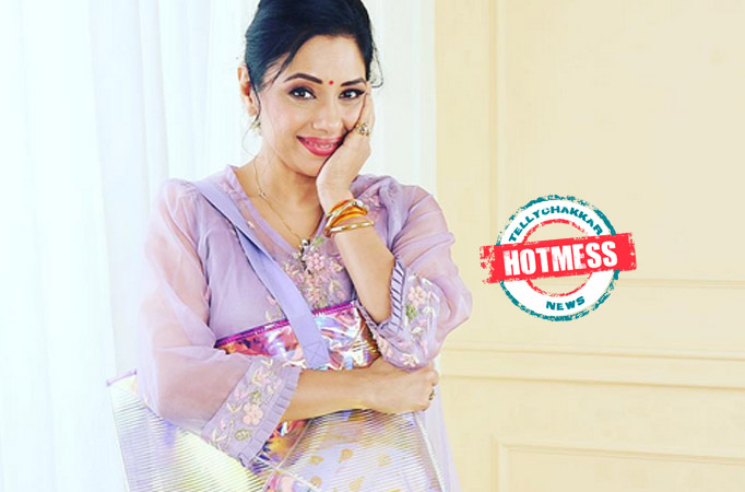 Hotmess!Rupali Ganguly can don a blazer and saree look with sheer elegance