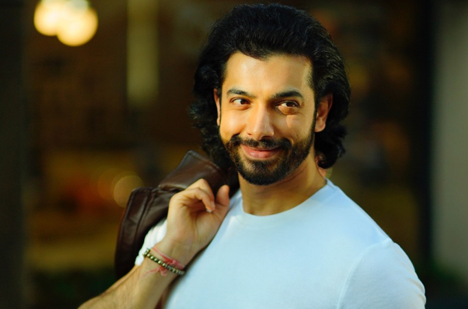 Here’s why you cannot miss Sharad Malhotra’s brand-new pics!