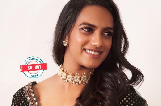 So Hot! PV Sindhu looks WOW in black Lehenga; WATCH VIDEO 