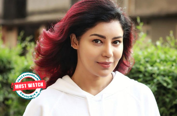 Must Watch! Fans shower love on Debina Bonnerjee on her latest impromptu mommy reel