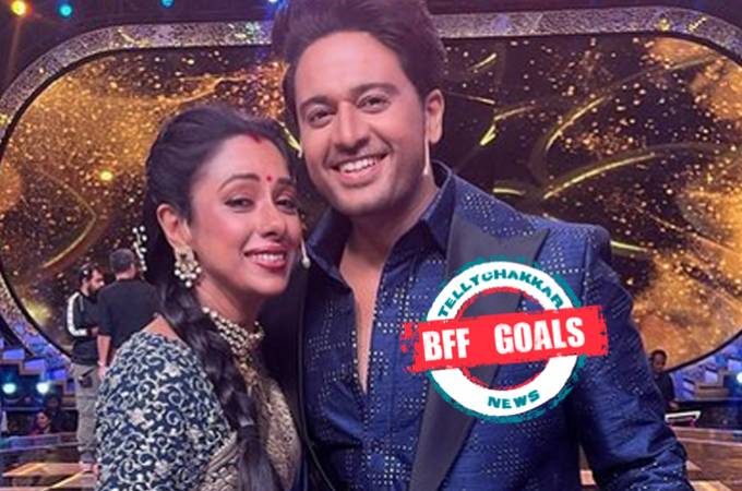 BFF GOALS! Be it MaAn or GauRup, Rupali and Gaurav can never stop having their fun fights on the sets of Ravivaar With Star Pari