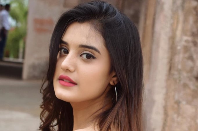 Aayushi Khurana comes up with the portrayal of her first positive depiction with Star Bharat’s show ‘Ajooni’