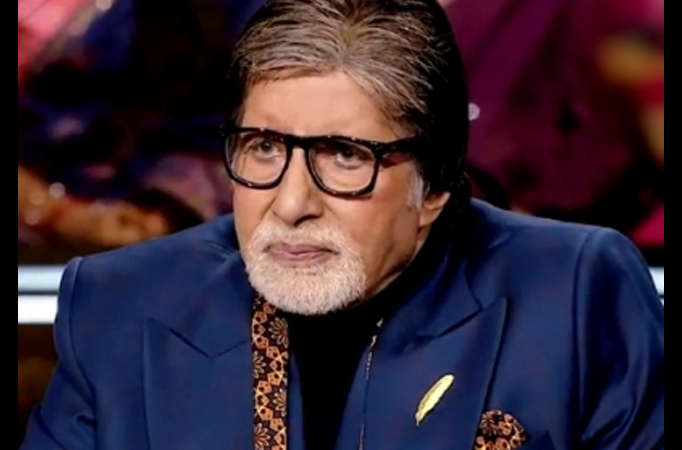 Big B gets a special painting from 'KBC 14' contestant