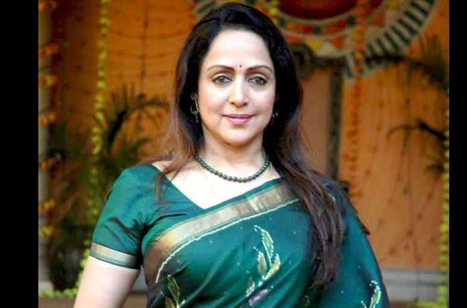 50 years of 'Seeta Aur Geeta': Hema Malini recreates a scene from movie