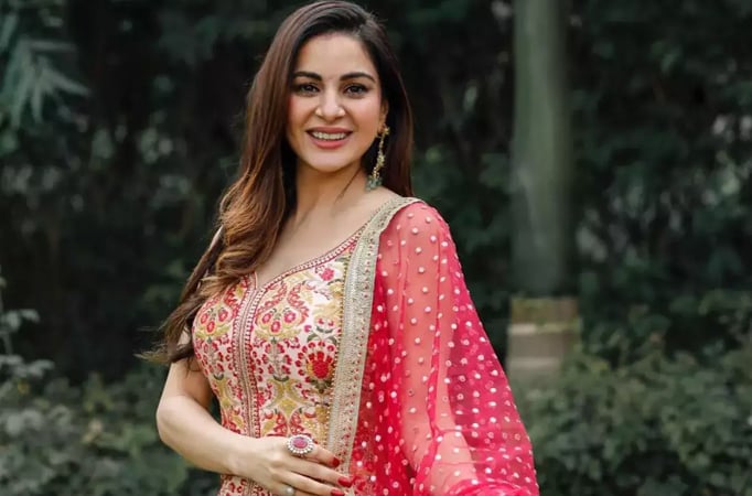 Looks like CHRISTMAS came in early for Shraddha Arya aka Kundali Bhagya’s Preeta