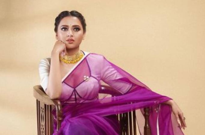 Tejasswi Prakash gets a big surprise from this Former Co-star! Find out who!