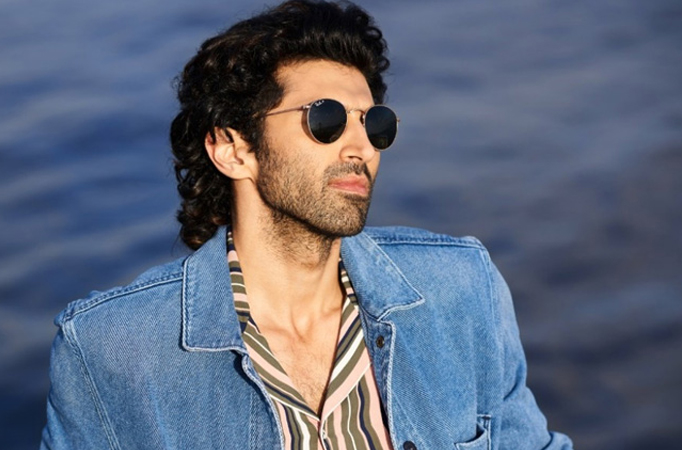 Check out the hot looks of Aditya Roy Kapur