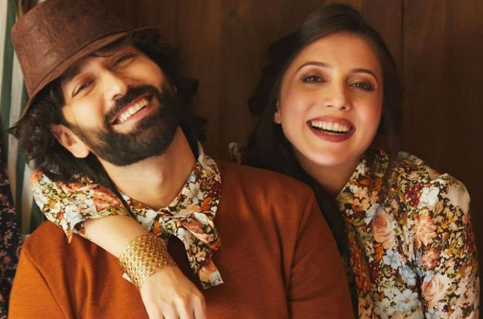 Check out some adorable clicks of Nakuul Mehta and his wife Jankee Parekh Mehta