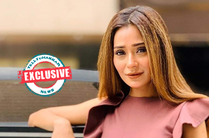Sara Khan Sara Khan