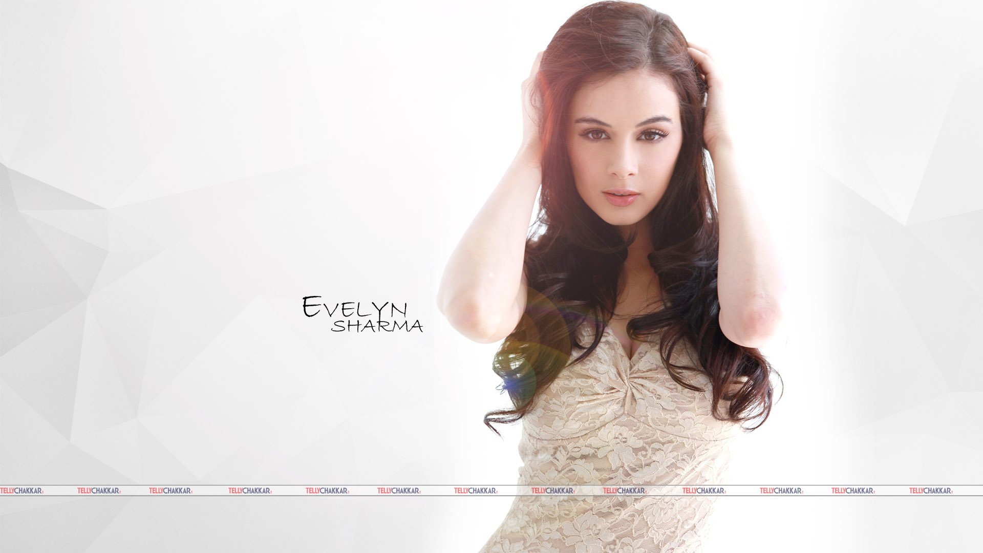 Evelyn Sharma