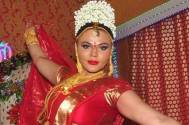 Rakhi Sawant becomes ‘Aadhe Maa’ 