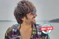 Fan Moment! Two female fans gifting roses to Kartik Aaryan becomes viral on the internet 