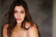 Junooniyat movie actress Aneesha Joshi is to hot to handle in these pictures 