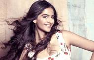 Sonam Kapoor lost _______ Kg for her debut film Saawariya.