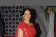 Mona Ambegoankar 