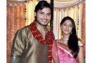 Anas Khan and Amrapali Gupta