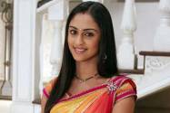 Krystle Dsouza (Jeevika)