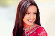 Khushi of Iss Pyaar Ko Kya Naam Doon