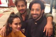 Guunjan pays a surprise visit to her husband Vikkas on Ghulaam set
