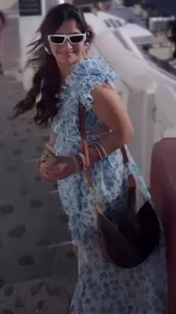 Pretty in floral