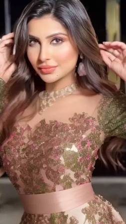 Gorgeous in ethnic