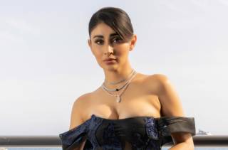Mouni Roy 