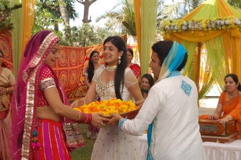 Folk singer Malini Awasthi and Kritika Kamra