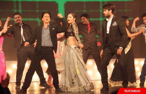 Shah Rukh Khan ,Vivian Dsena and Drashti Dhami
