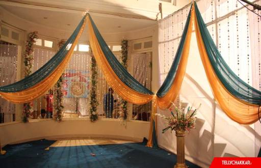 On the sets of Iss Pyaar Ko Kya Naam Doon - Ek Baar Phir