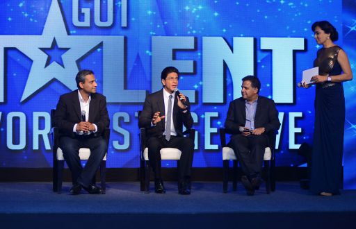 Rav Singh, Shah Rukh Khan, Raj Nayak, CEO, COLORS, and host Mini Mathur on Got Talent World Stage Live