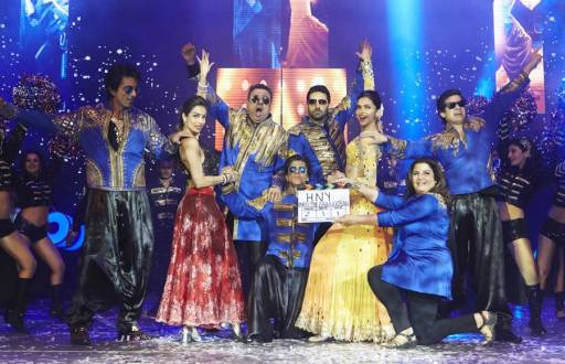 SONU SOOD, MALAIKA ARORA KHAN, BOMAN IRANI, SHAH RUKH KHAN, ABHISHEK BACHCHAN, DEEPIKA PADUKONE, VIVAAN SHAH AND FARAH KHAN